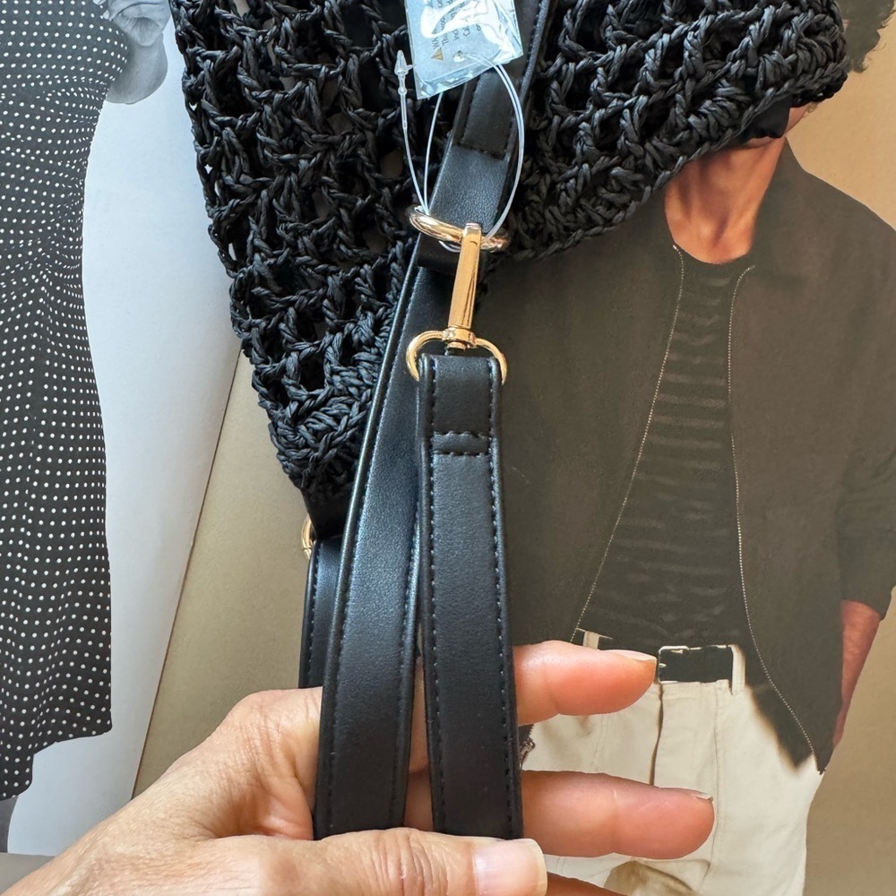 New -Anthropologie Black Crochet Shoulder Bag - Picture 4 of 5